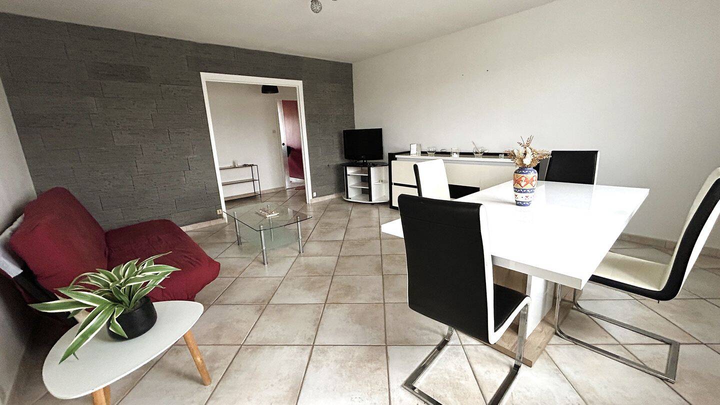 Appartement 3 pièces 70 m² · à Bourges · 70 m² · 860 €