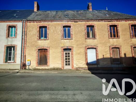 Maison à vendre 133 800 € 4 pièces 3 chambres 128 m² 366 m² de terrain Tresson 72440