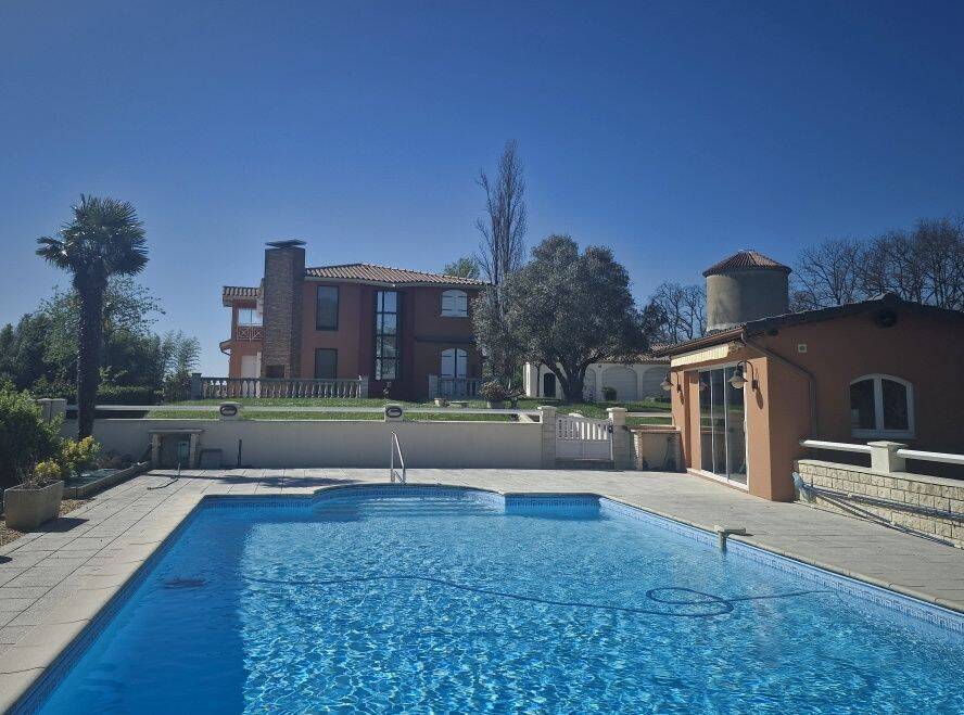 Maison 6 pièces 166 m² · à Lannepax · 166 m² · 400 000 €
