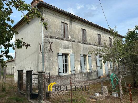 Villa à vendre 214 000 € 4 pièces 1 chambre 80 m² 17 560 m² de terrain Clérac 17270