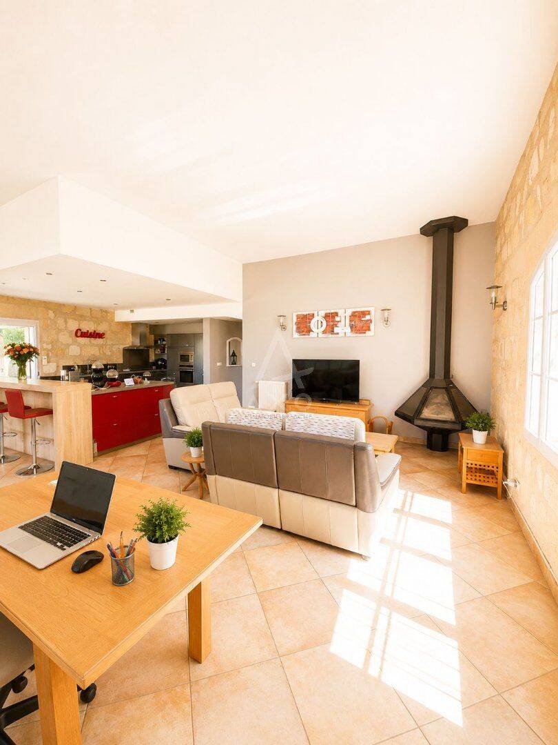 Maison 5 pièces 182 m² · à Saint-Loubès · 182 m² · 499 550 €