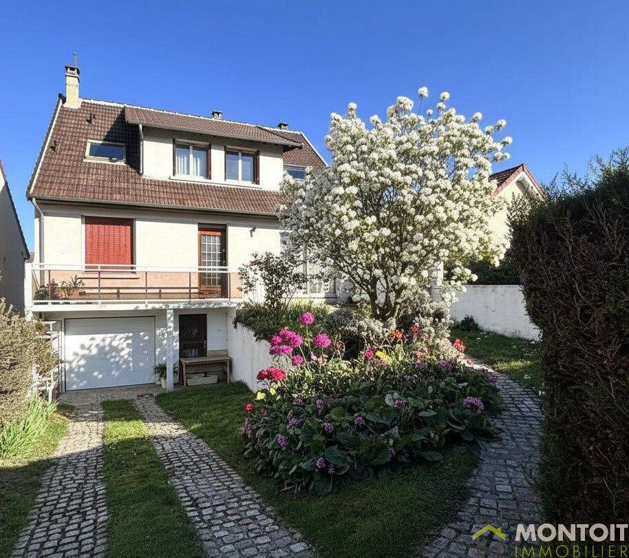 Maison 7 pièces 146 m² · à Thiais · 146 m² · 550 000 €