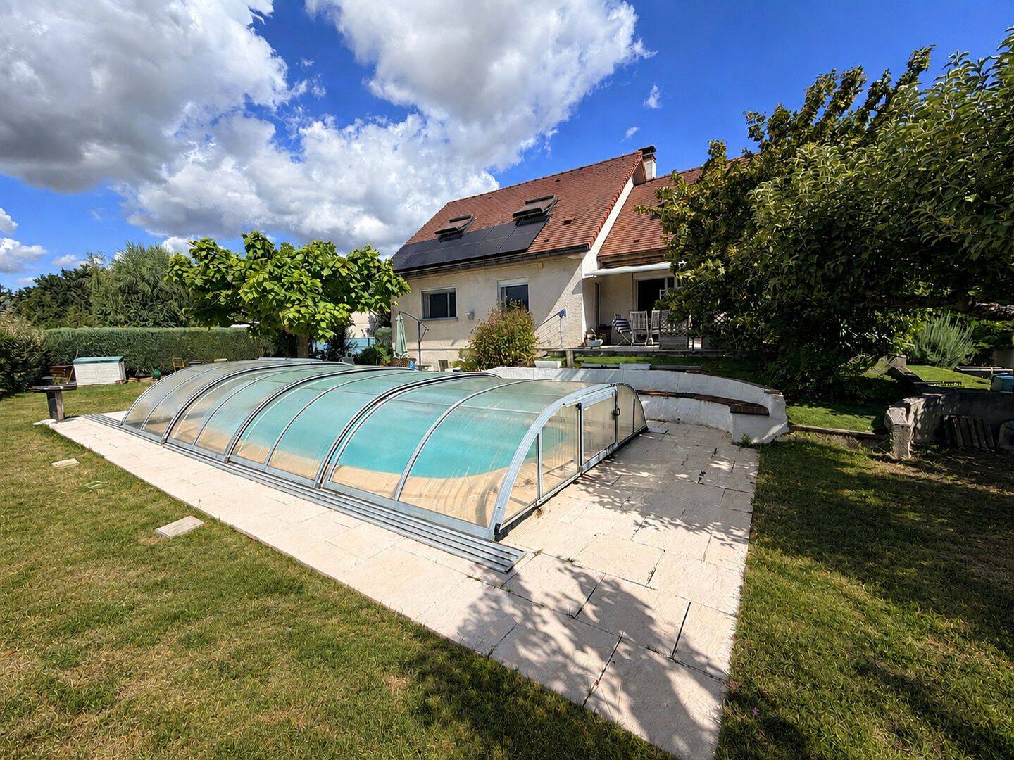 Maison 7 pièces 122 m² · à Beaune · 121,9 m² · 420 000 €