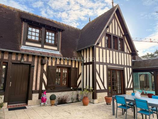 Maison à vendre 1 365 000 € 6 pièces 4 chambres 200 m² Houlgate 14510