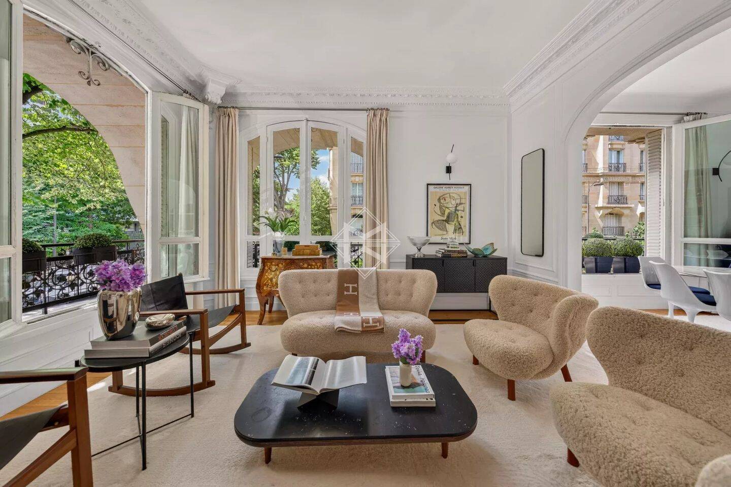 Appartement 6 pièces 124 m² · à Paris 7ème Arrondissement · 124 m² · 2 250 000 €