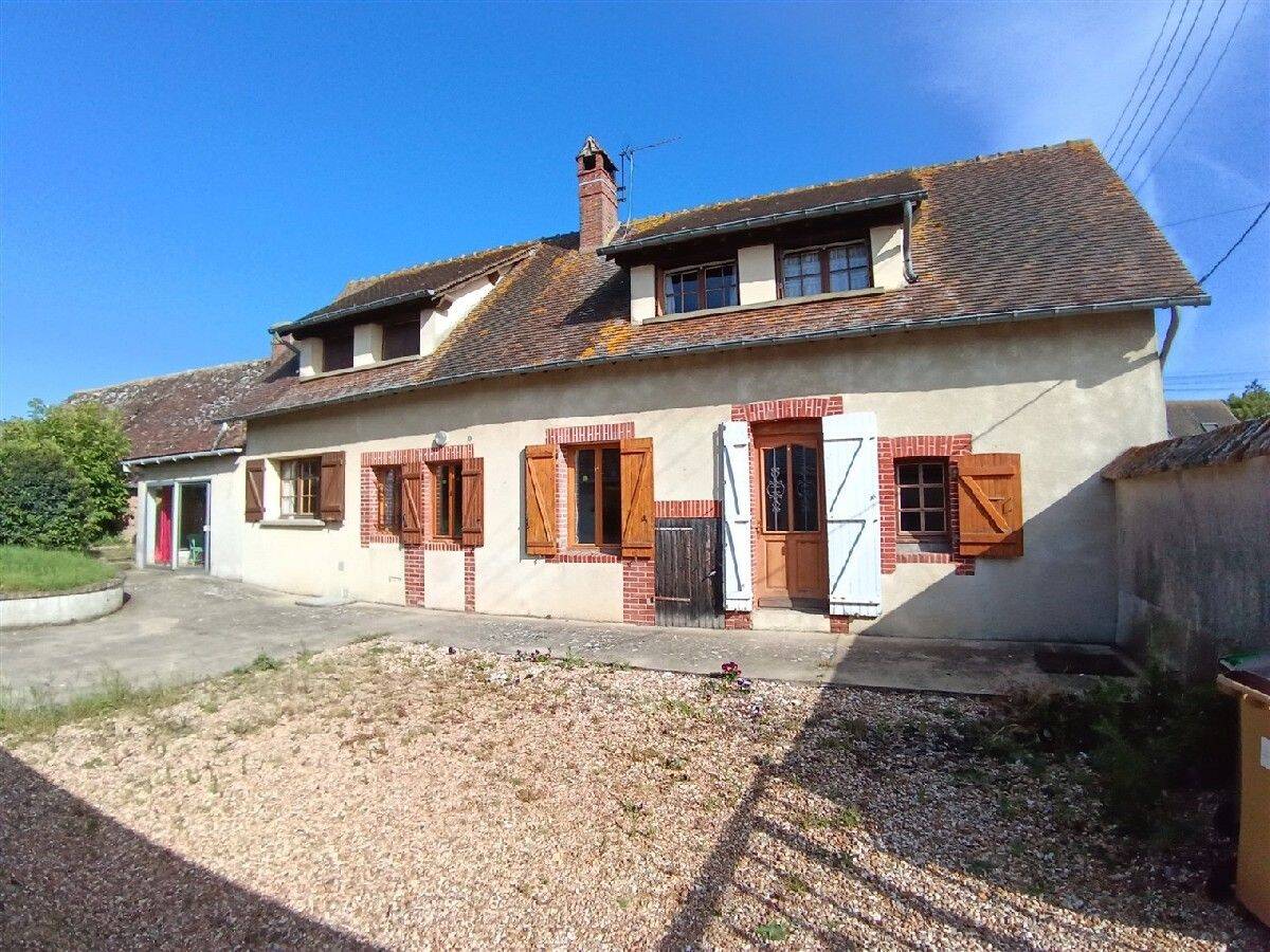 Maison 5 pièces 134 m² · à Tremblay-les-Villages · 134 m² · 173 500 €