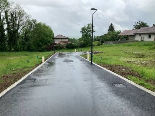 Terrain constructible viabilisé à vendre 139 000 € 556 m² de terrain Valserhône 01200