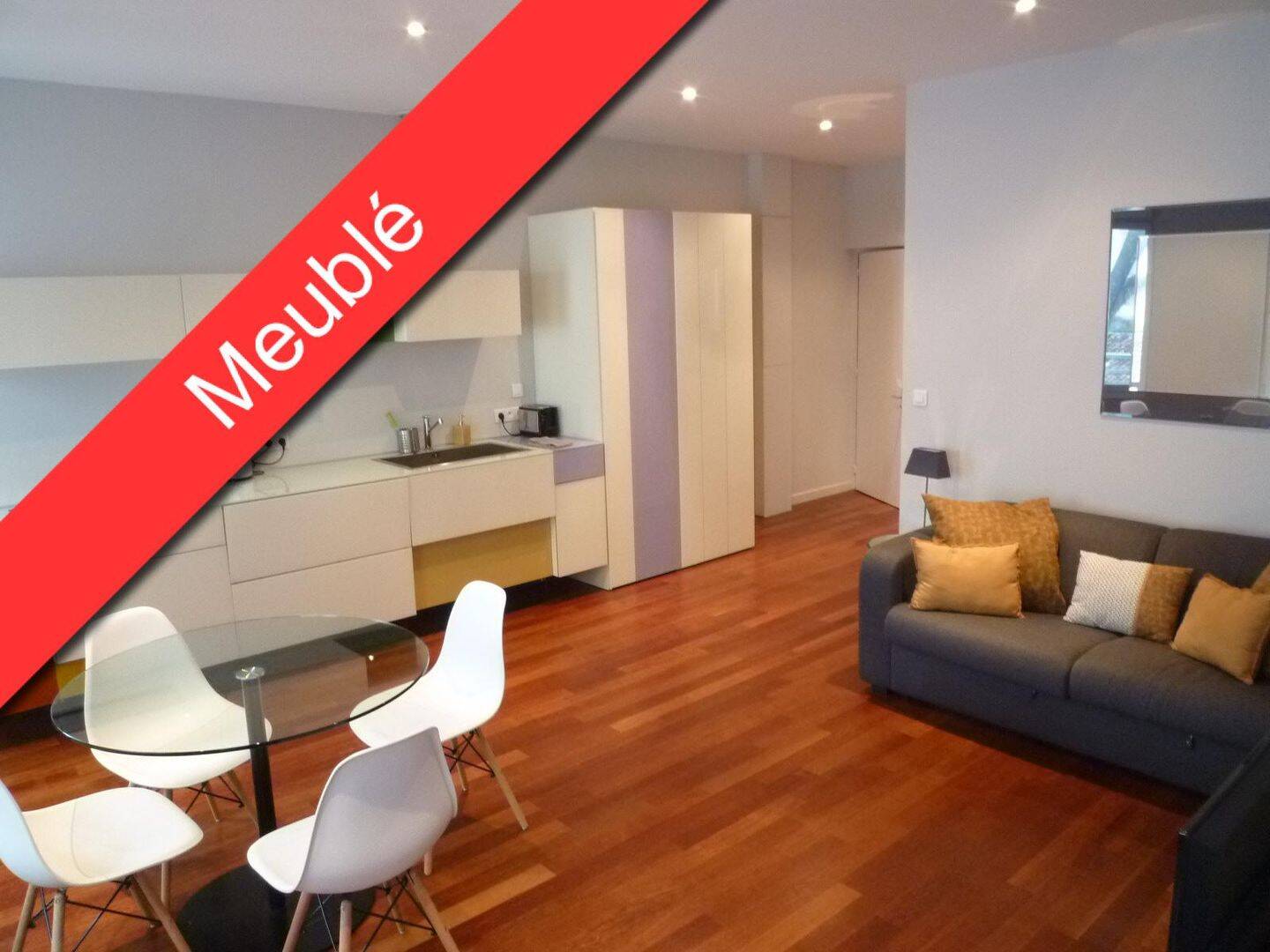 Appartement 2 pièces 52 m² · à Bordeaux · 52,3 m² · 1 180 €