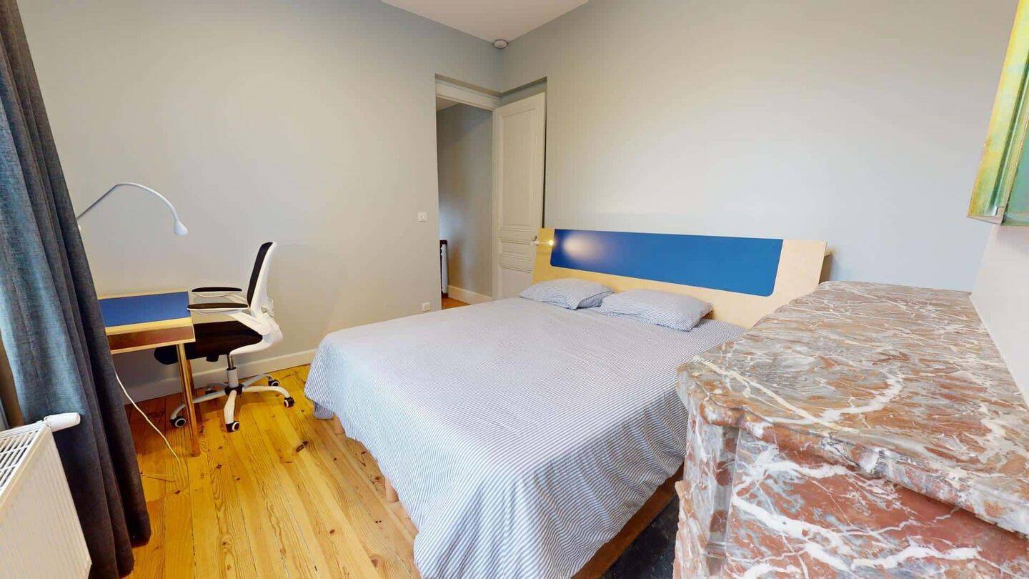 Appartement 1 pièce 15 m² · à Saint-Étienne · 15 m² · 395 €
