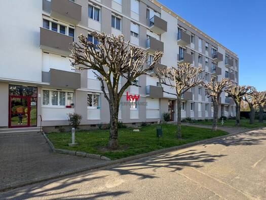 Appartement à vendre 184 000 € 4 pièces 3 chambres 65,3 m² Étage 4/4 Les Franchises Eaubonne 95600