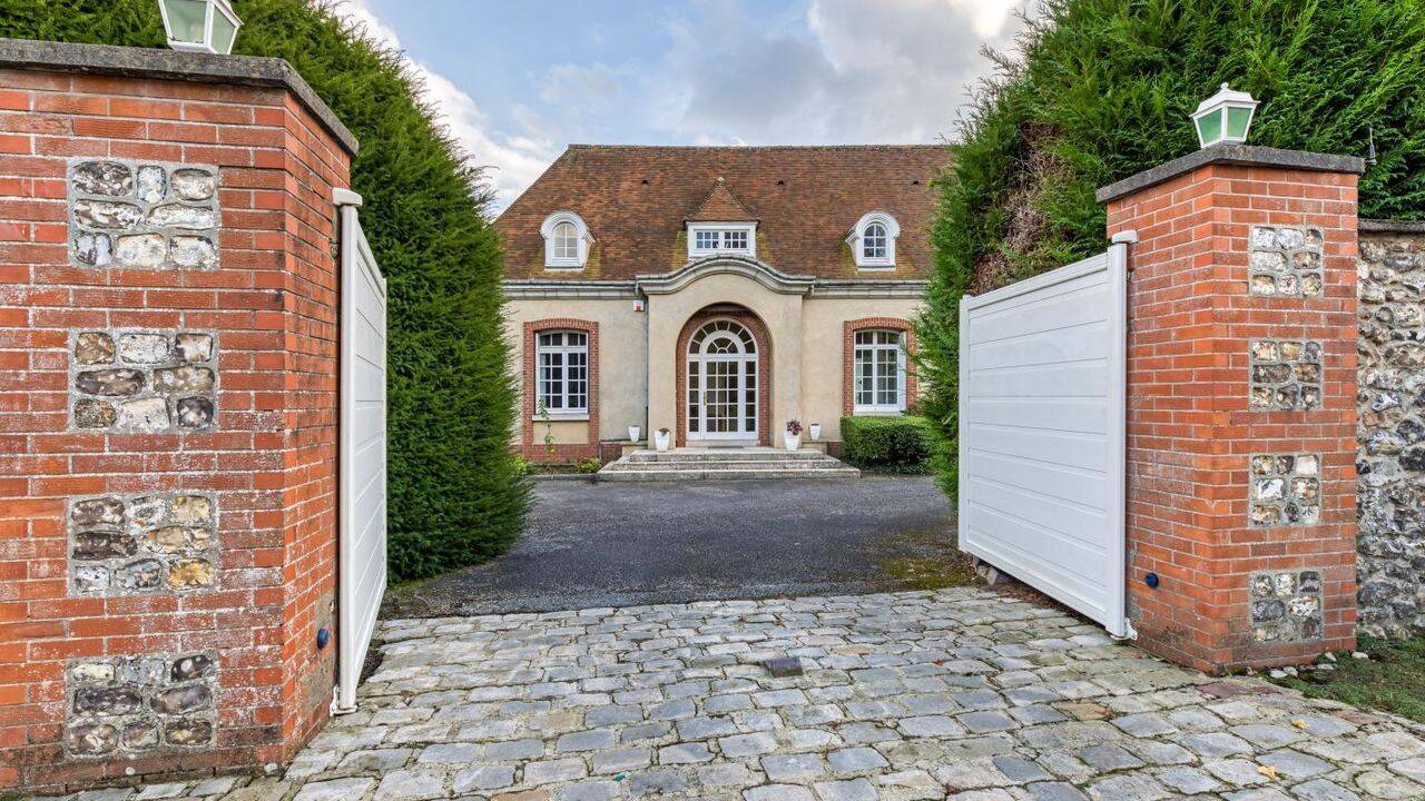 Maison 6 pièces 400 m² · à Dieppe · 400 m² · 680 000 €
