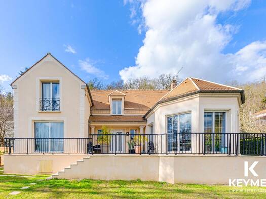 Maison à vendre 799 900 € 8 pièces 4 chambres 259 m² 788 m² de terrain Hermmitage Pontoise 95300