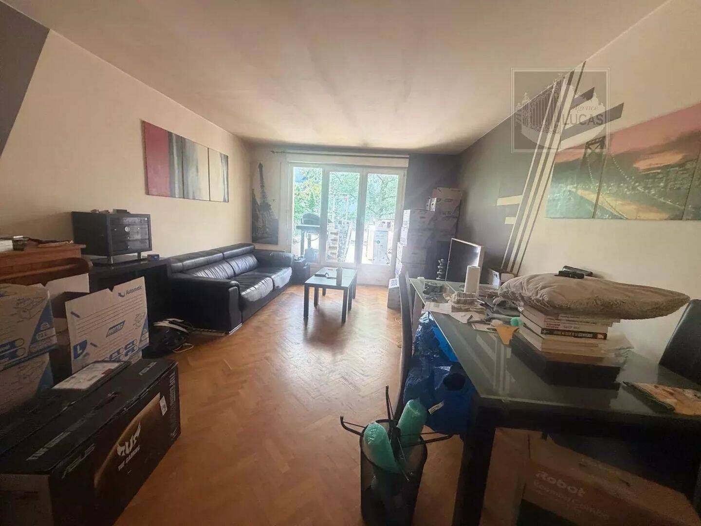 Appartement 3 pièces 74 m² · à Le Kremlin-Bicêtre · 73,6 m² · 1 640 €