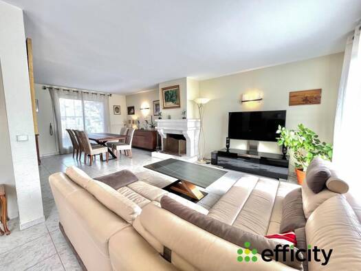 Pavillon à vendre 493 000 € 8 pièces 4 chambres 144 m² 671 m² de terrain Épône 78680