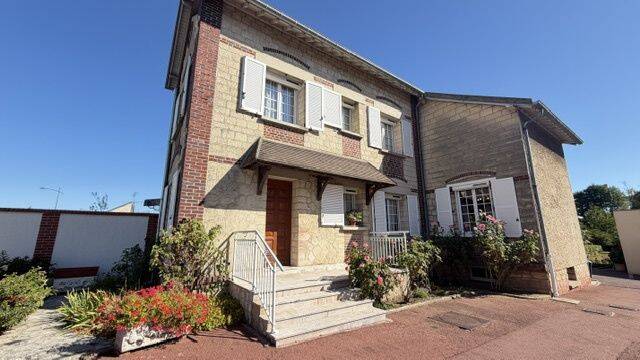 Maison 6 pièces 105 m² · à Rantigny · 105,1 m² · 235 000 €