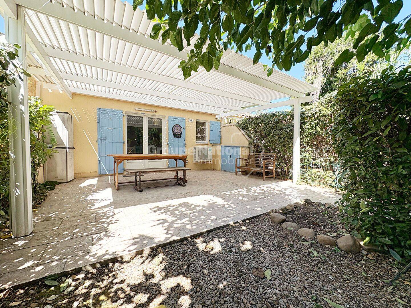 Maison 1 pièce 35 m² · à Eyguières · 35 m² · 179 000 €