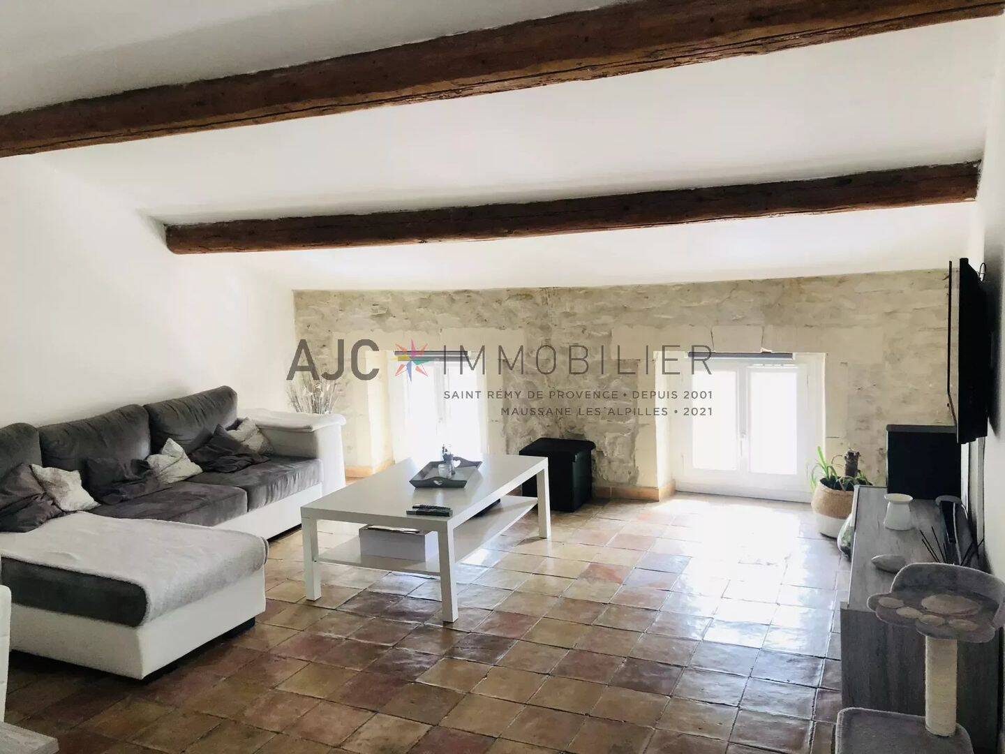 Appartement 2 pièces 53 m² · à Saint-Rémy-de-Provence · 53 m² · 655 €/mois