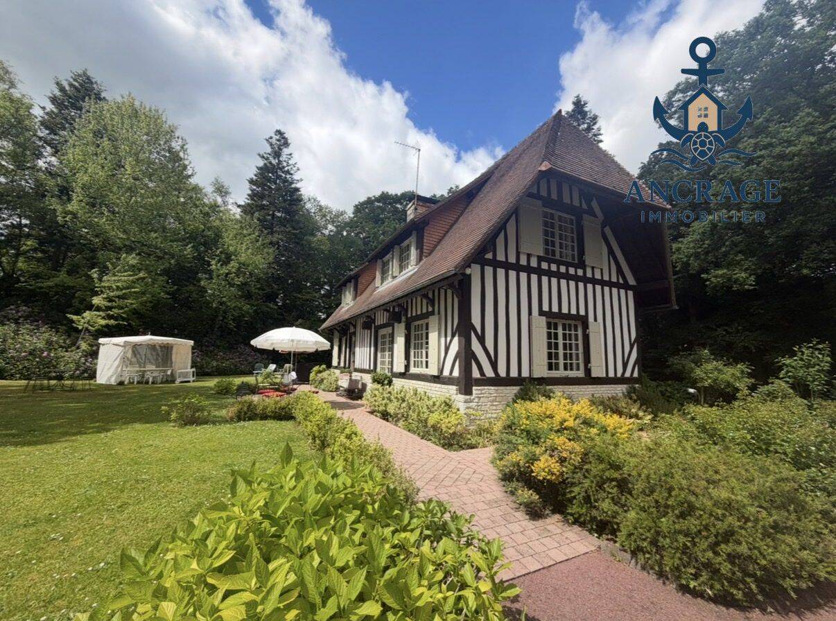 Maison 5 pièces 97 m² · à Pont-l'Évêque · 97 m² · 680 000 €
