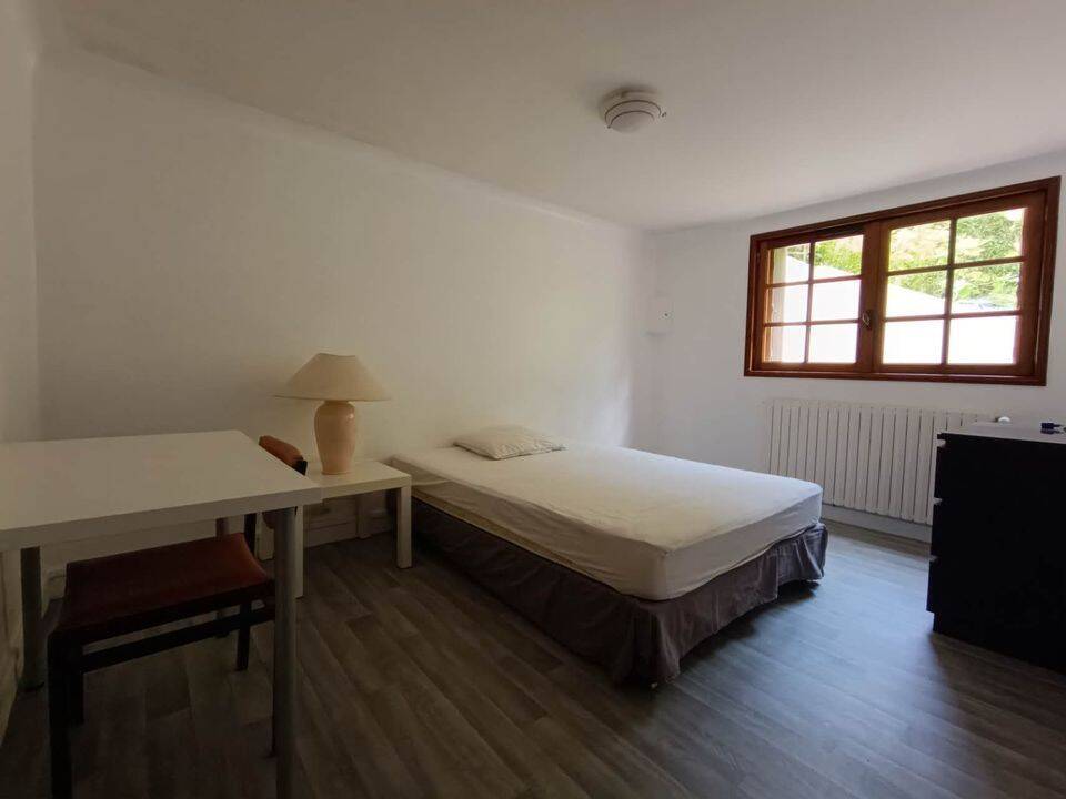 Appartement 1 pièce 11 m² · à Sautron · 11 m² · 350 €