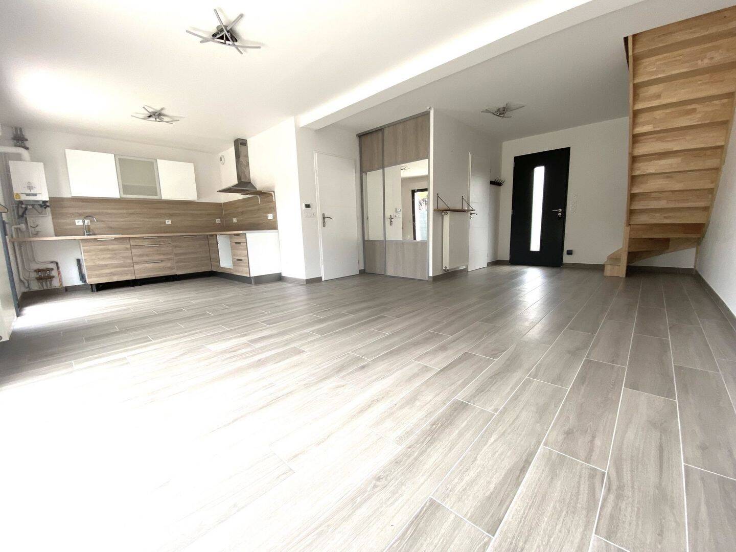 Maison 4 pièces 88 m² · à Fontenay-le-Fleury · 88 m² · 1 700 €