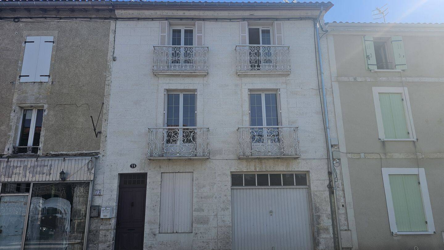 Maison 5 pièces 170 m² · à Ribérac · 170 m² · 137 500 €