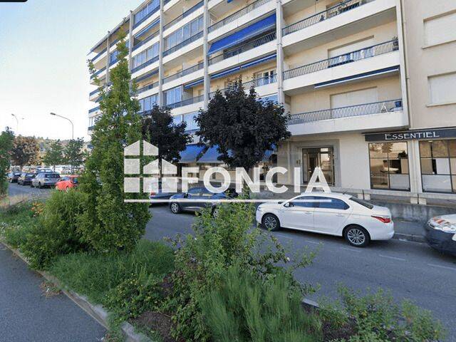 Appartement 2 pièces 27 m² · à Bourgoin-Jallieu · 26,8 m² · 510 €
