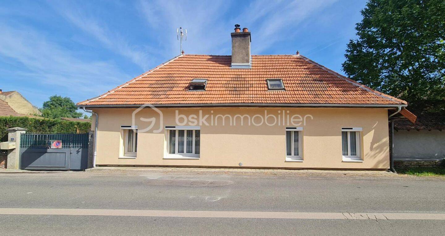 Maison 6 pièces 120 m² · à Navilly · 120 m² · 149 000 €