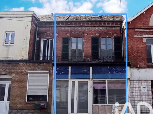 Maison de ville à vendre 29 500 € 8 pièces 4 chambres 149 m² 167 m² de terrain Centre Ville Hirson 02500