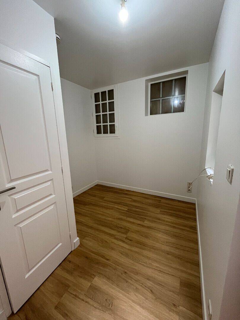 Appartement 1 pièce 10 m² · à Caen · 10 m² · 340 €