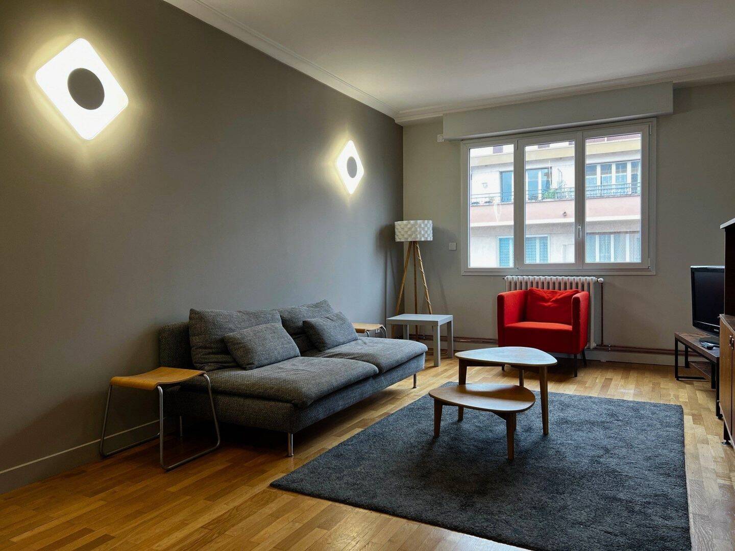 4 pièces 82 m² · à Grenoble · 82 m² · 1 134 €