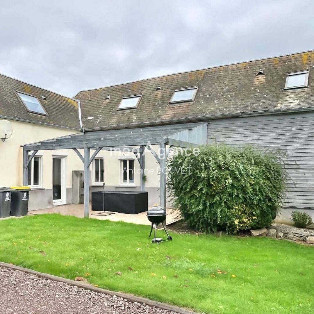 Maison 6 pièces 125 m² · à Acheux-en-Amiénois · 125 m² · 169 500 €