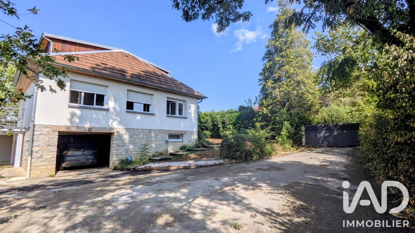 Maison 7 pièces 151 m² · à Ornans · 151 m² · 330 000 €