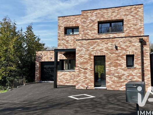 Maison à vendre 399 000 € 4 pièces 3 chambres 137 m² 456 m² de terrain Sebourg 59990