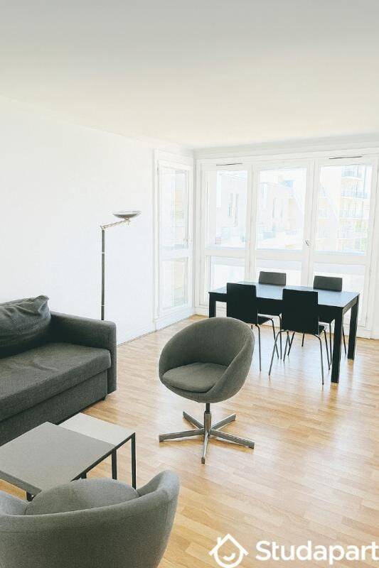 1 pièce 10 m² · à Cergy · 10 m² · 550 €