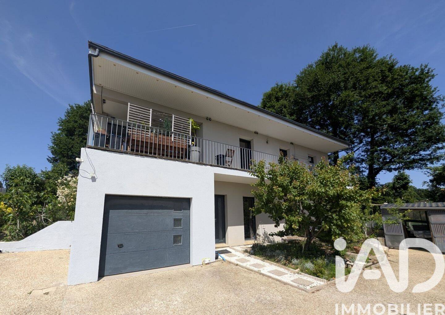 Maison 8 pièces 185 m² · à Villiers-Saint-Fréderic · 185 m² · 679 000 €