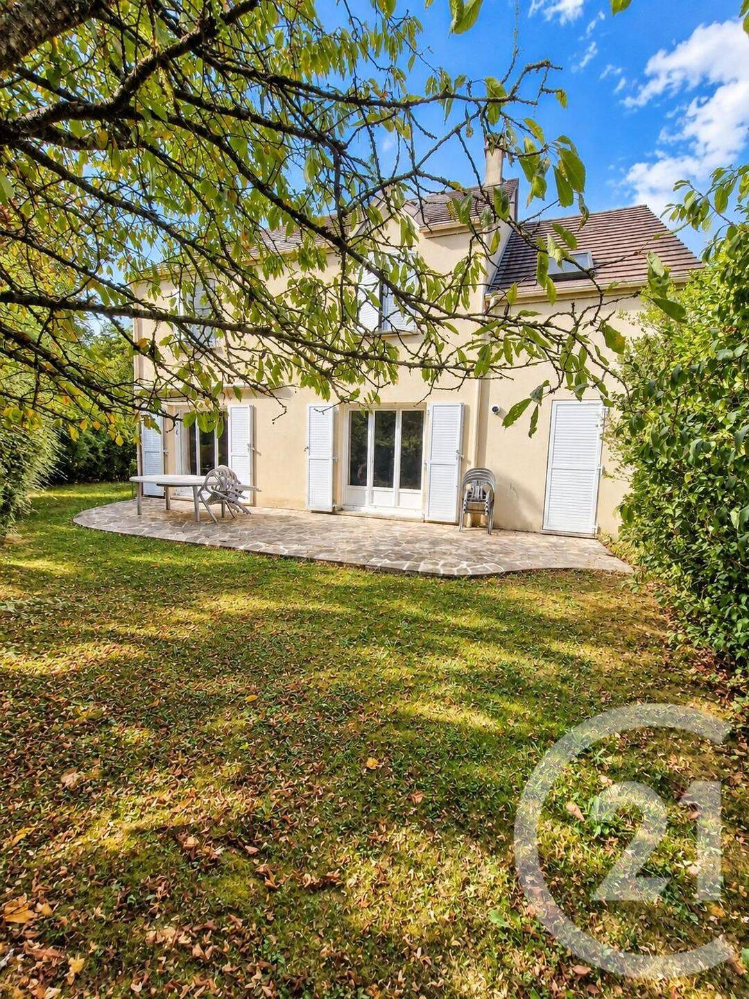 Maison 6 pièces 159 m² · à Boussy-Saint-Antoine · 159,2 m² · 448 000 €