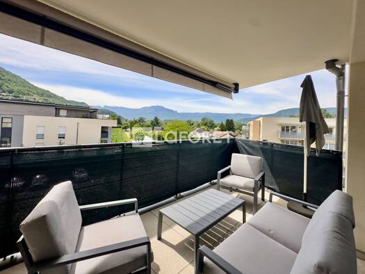 Appartement à vendre 265 000 € 3 pièces 2 chambres 67 m² Étage 2/2 Murianette 38420