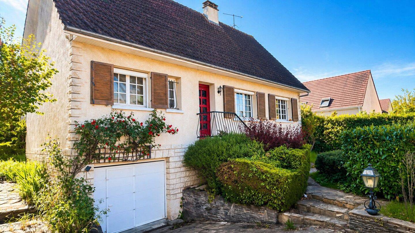 Maison 6 pièces 135 m² · à Mantes-la-Jolie · 135 m² · 320 000 €