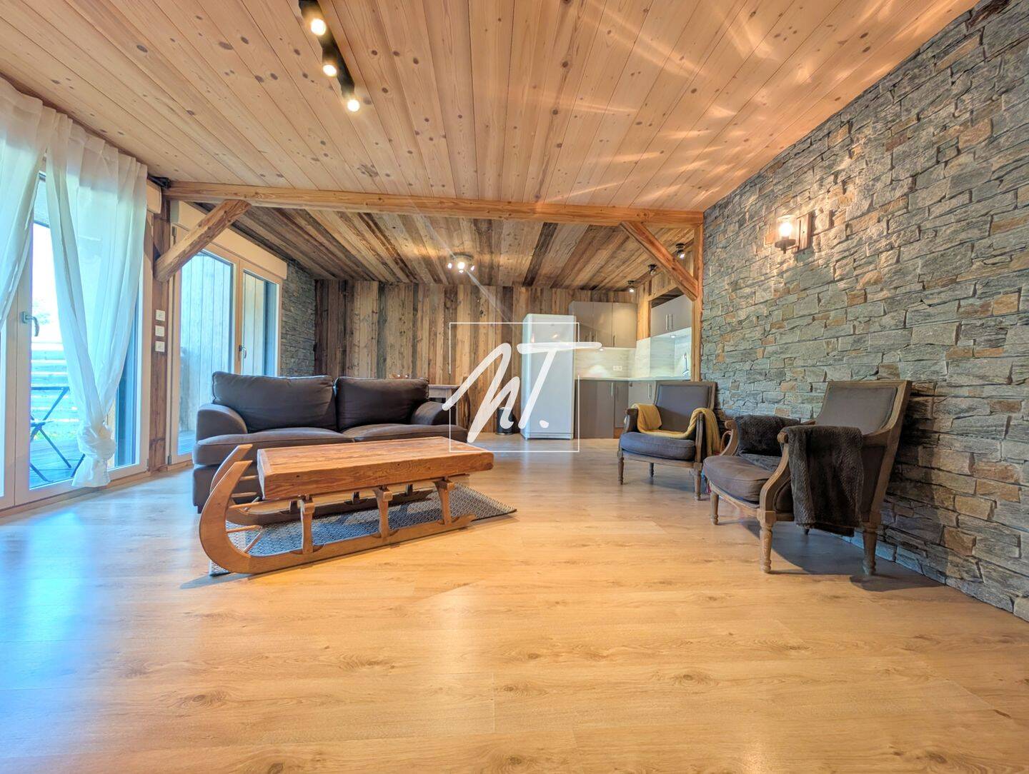 Appartement 3 pièces 76 m² · à Saint-Jean-d'Aulps · 76 m² · 374 000 €