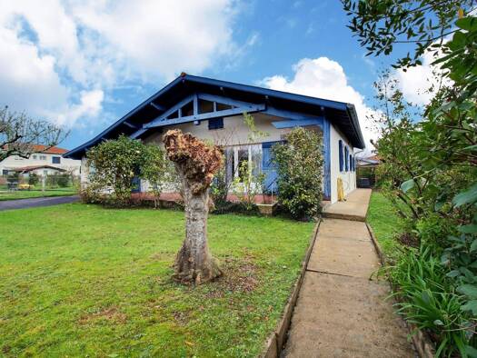 Maison de plain-pied à vendre 425 000 € 4 pièces 3 chambres 84 m² 552 m² de terrain Ondres 40440