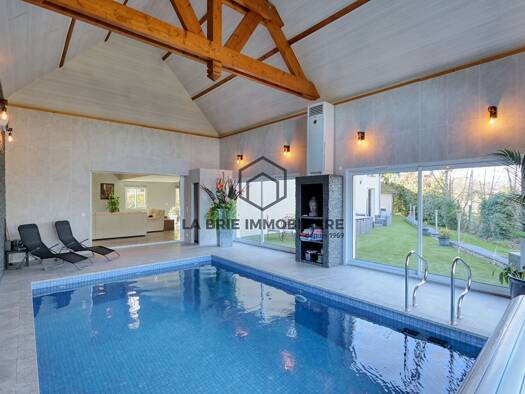 Maison à vendre 1 049 000 € 7 pièces 4 chambres 313 m² 1 045 m² de terrain Le Reveillon Villecresnes 94440