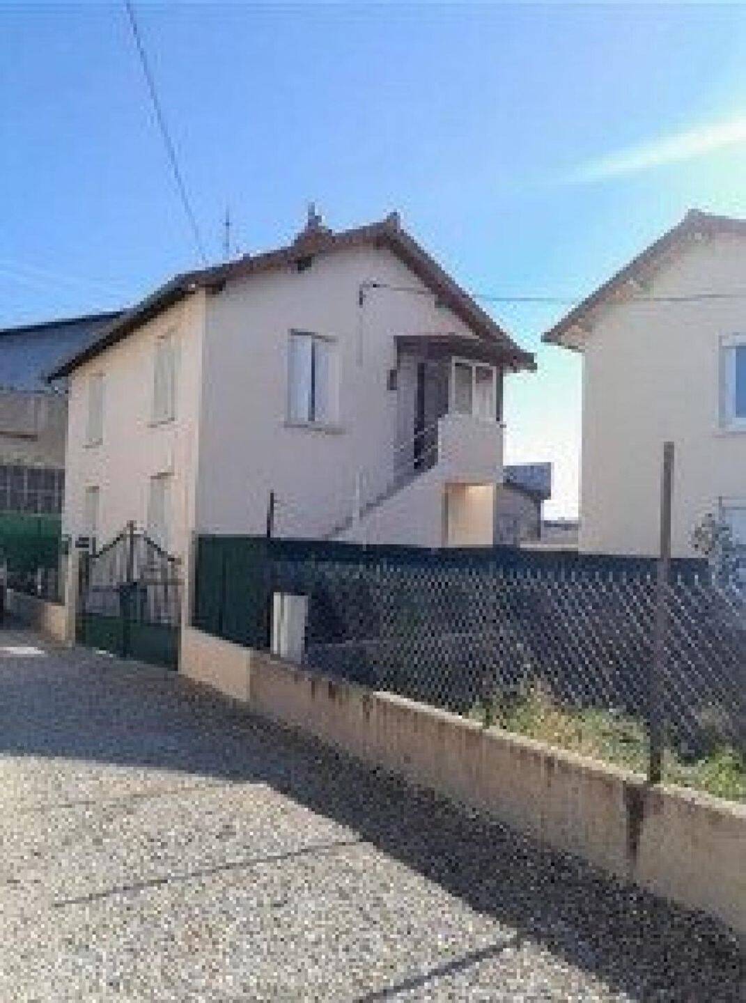 Maison 11 pièces 98 m² · à Mâcon · 98 m² · 218 500 €