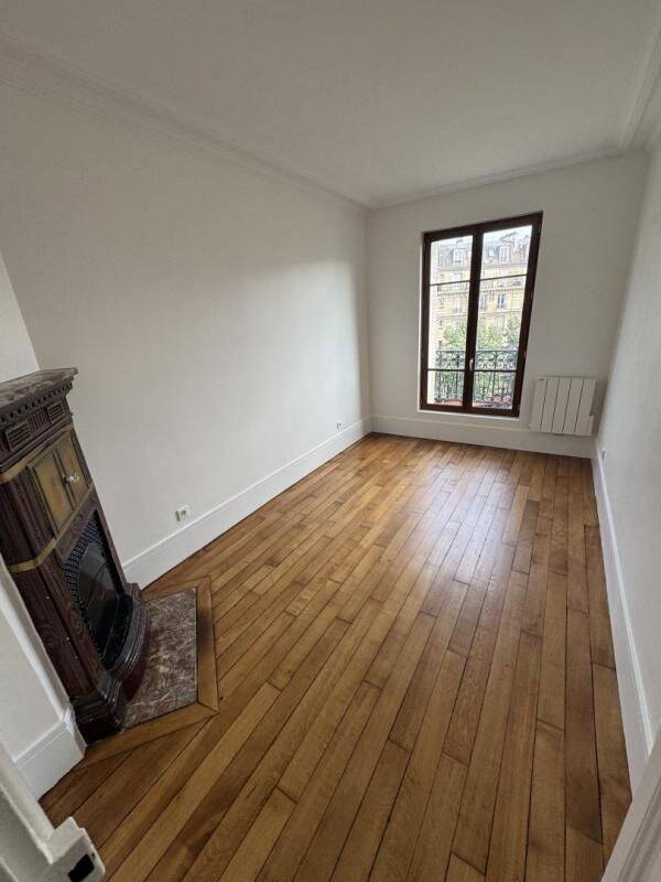 Appartement 2 pièces 39 m² · à Paris · 39 m² · 1 418 €/mois