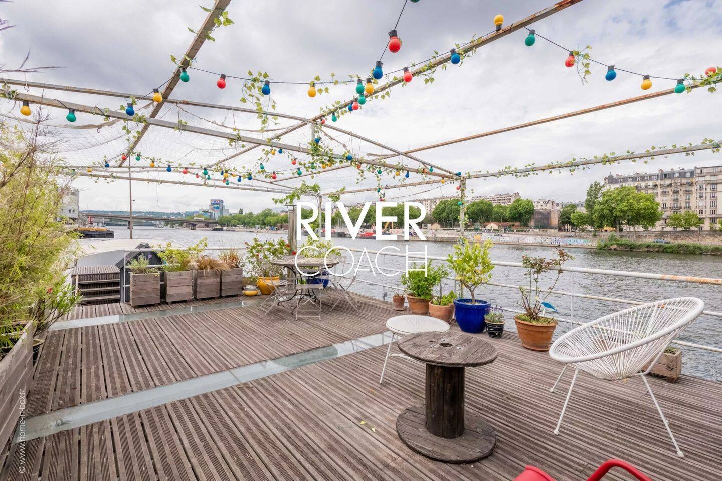 Appartement 5 pièces 180 m² · à Paris 15ème Arrondissement · 180 m² · 850 000 €