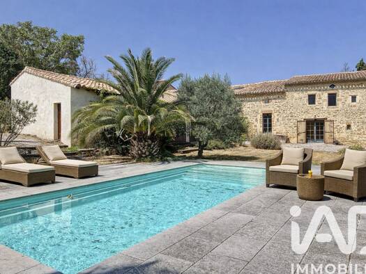 Maison à vendre 520 000 € 11 pièces 4 chambres 410 m² 10 510 m² de terrain Montferrand 11320