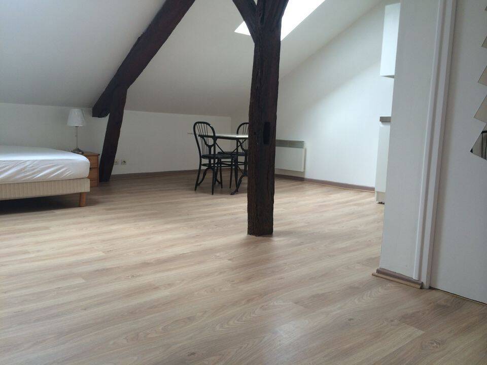 Appartement 1 pièce 26 m² · à Châlons-en-Champagne · 26 m² · 400 €