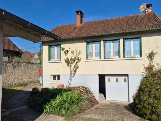 Maison à vendre 185 000 € 3 pièces 2 chambres 62 m² 529 m² de terrain Montigny-sur-Loing 77690