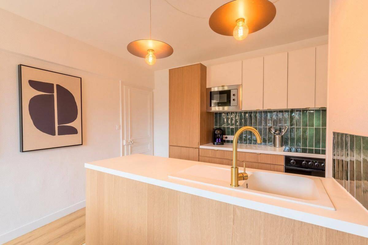 Colocation à louer - Lille - 1 800 € - 4 pièces, 3 chambres · 1 800 €