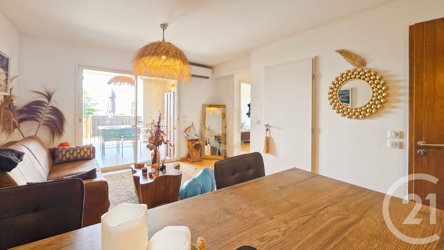 Appartement 2 pièces 42 m² · à Saint-Florent · 42,1 m² · 750 €/mois