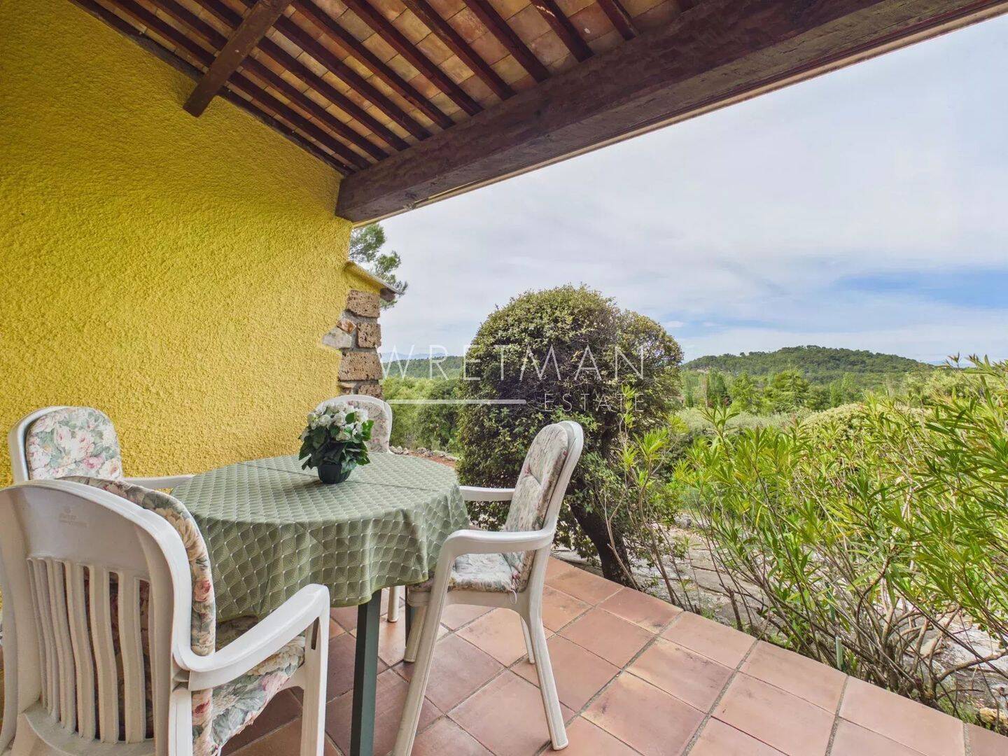 Maison 4 pièces 105 m² · à Tourtour · 105 m² · 349 000 €